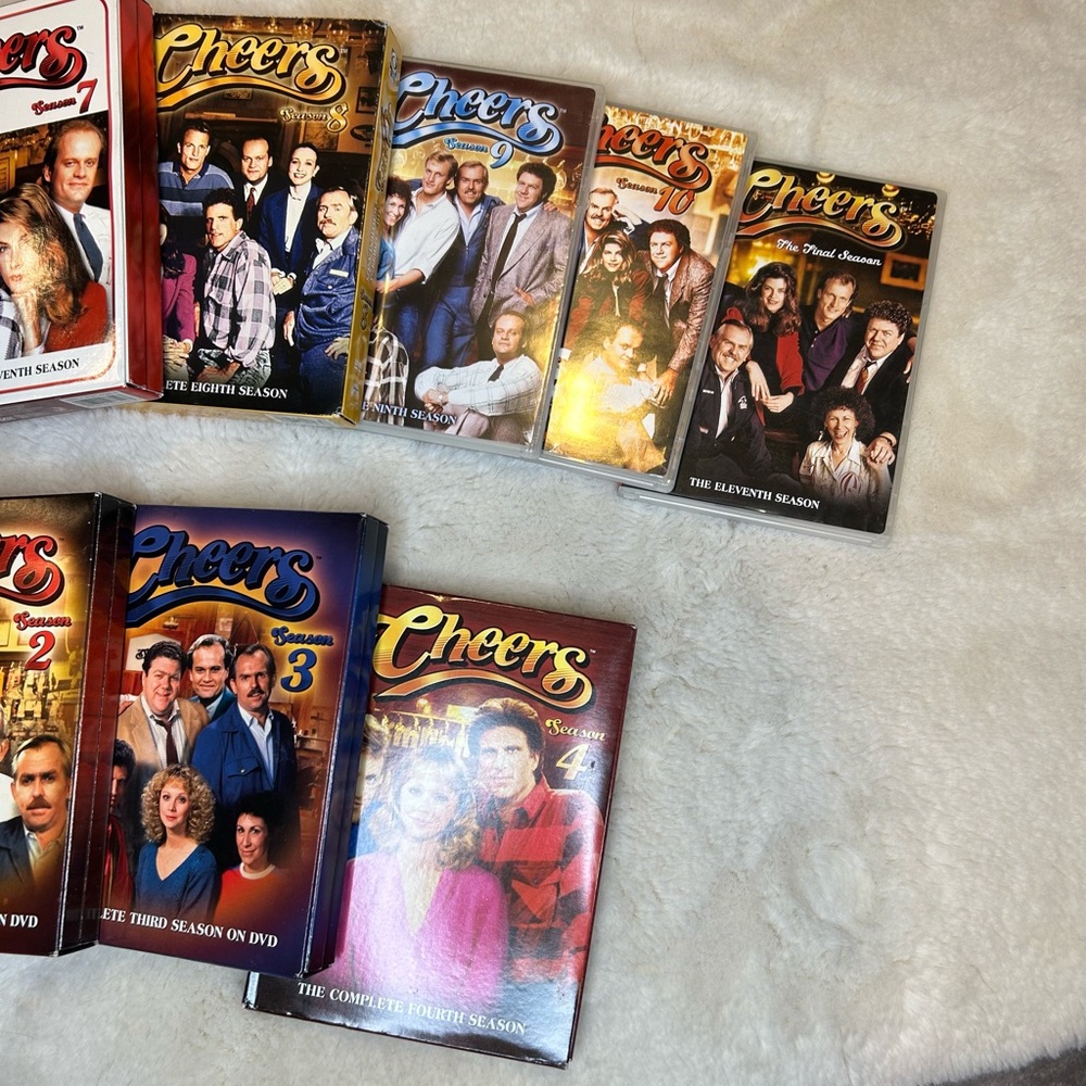 Cheers Complete 11 Seasons DVD Box Sets - Picture 4 of 4